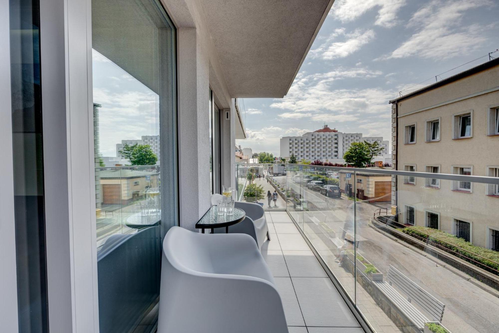 Malaga Apartamenty Balticus Мендзиздрое Екстериор снимка